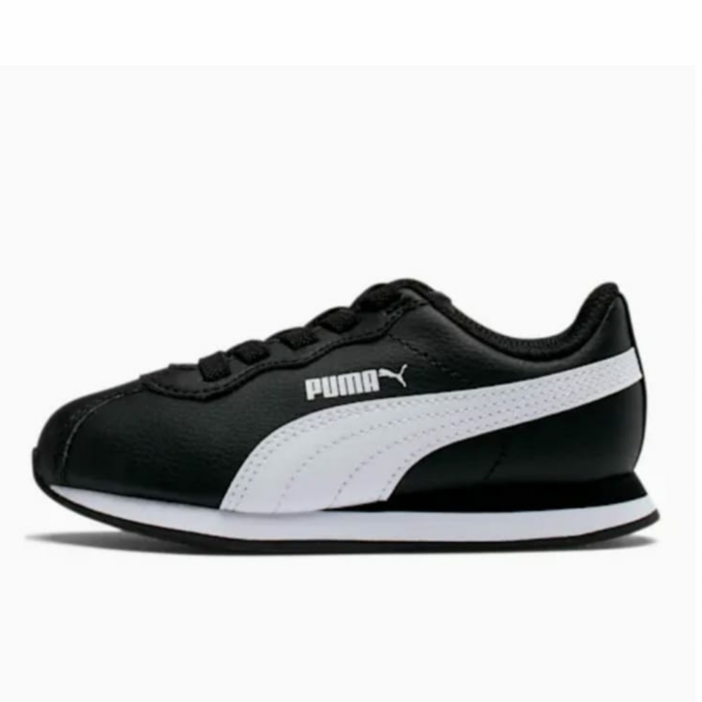 Boys puma sneakers